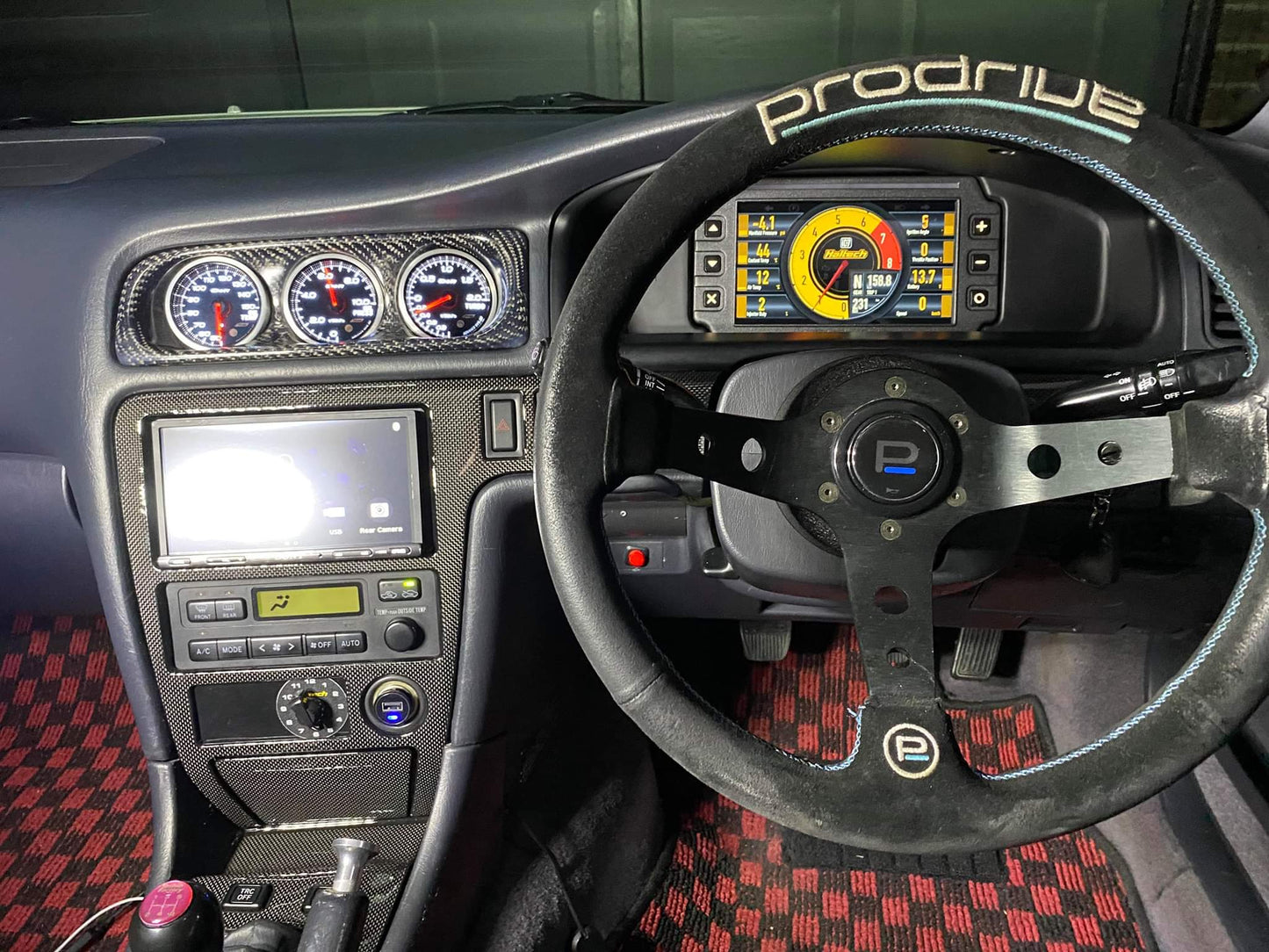 Nissan Skyline R33 Dash Mount