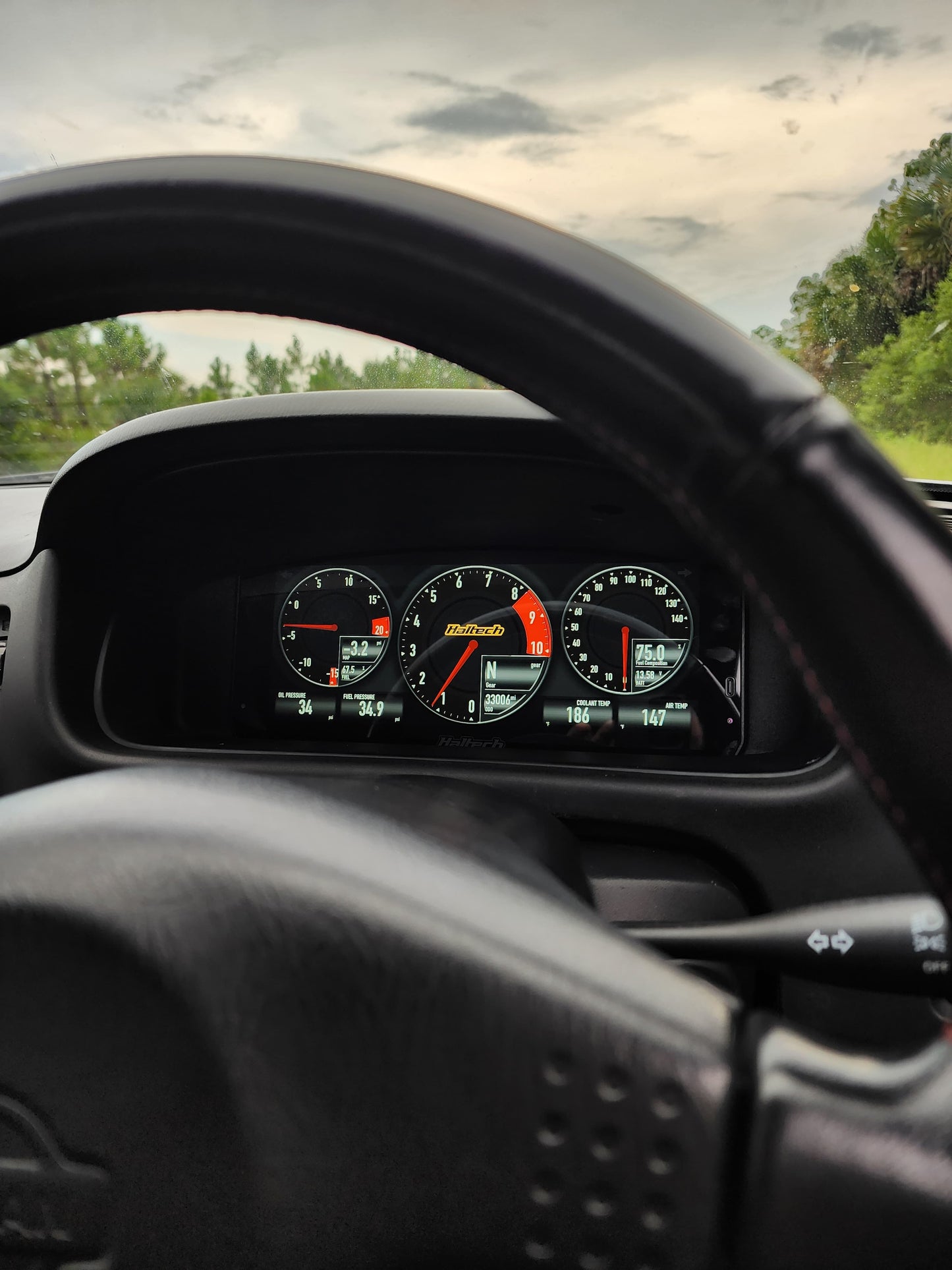Nissan Skyline R33 Dash Mount