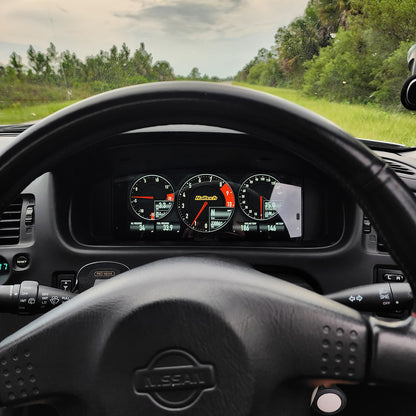 $300 OFF Haltech uC-10 Display and Mako Dash Mount Combo